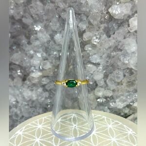 Dainty Emerald CZ Ring 925
